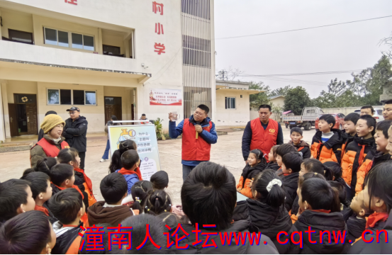 【潼南区】潼南区少年急救官之食品安全进校园活动走进三星村小学389.png